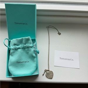 TIFFANY & CO. STERLING SILVER HEART KEY NECKLACE